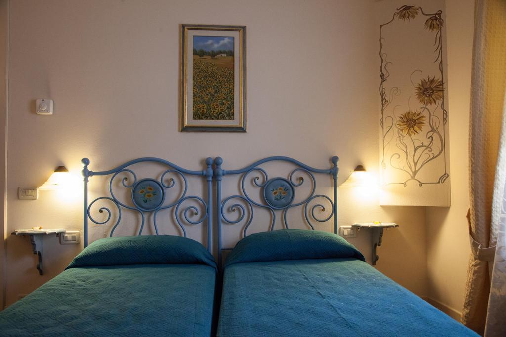 Hotel Locanda Degli Artisti Borgo San Lorenzo Szoba fotó